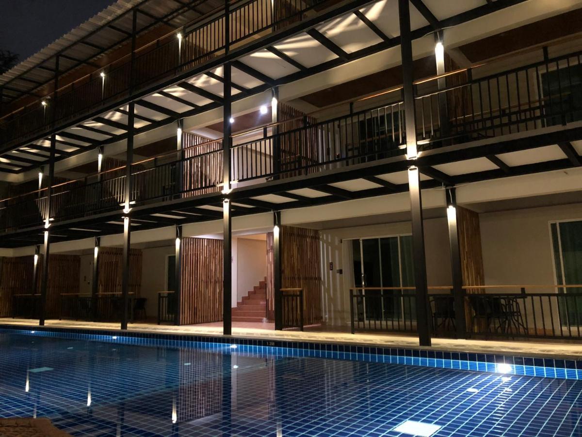 Celosia Chiang Mai Hotel Bagian luar foto